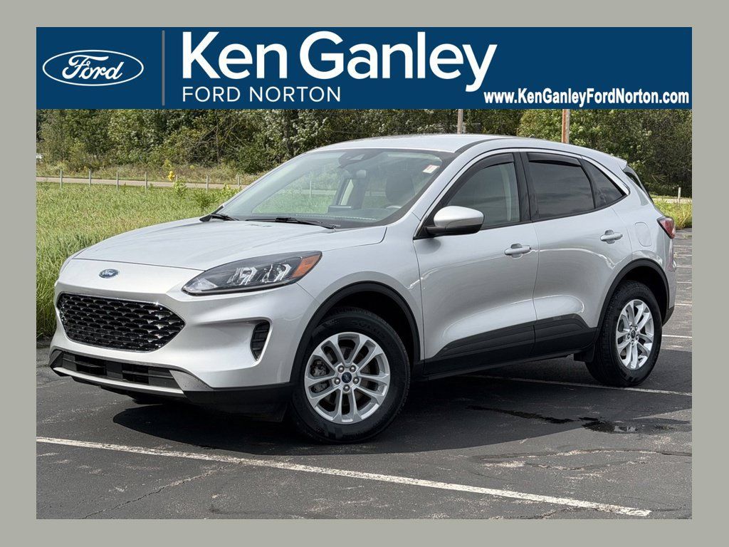 Certified 2020 Ford Escape SE AWD/4WD image 1