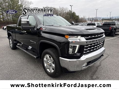 Used 2022 Chevrolet Silverado 2500 LTZ w/ LTZ Plus Package image 1