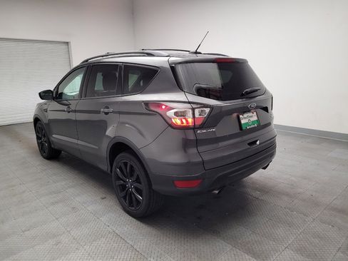 Used 2017 Ford Escape SE w/ Equipment Group 201A FWD image 5