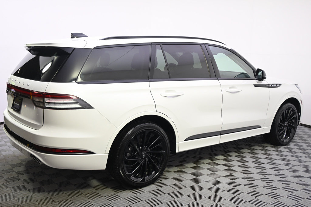 New 2026 Lincoln Aviator Reserve AWD/4WD image 7