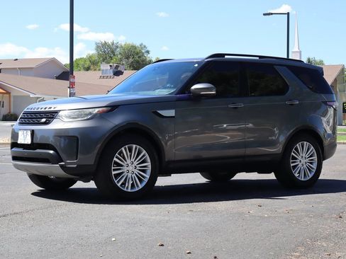 Used 2017 Land Rover Discovery HSE Luxury AWD/4WD image 11