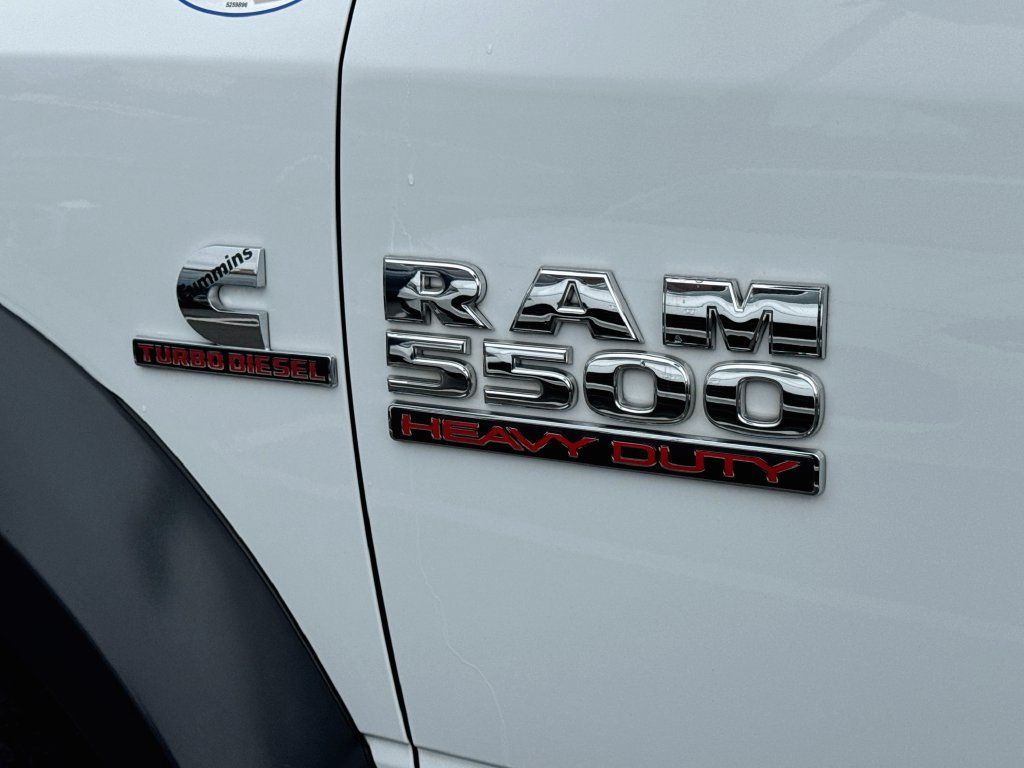Used 2018 RAM 5500 Tradesman w/ Power & Remote Entry Group RWD image 9