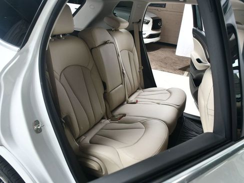 Used 2019 Buick Envision Premium w/ Driver Confidence Package image 37