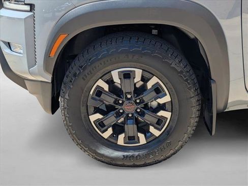 Used 2024 Nissan Frontier Pro-X RWD image 23