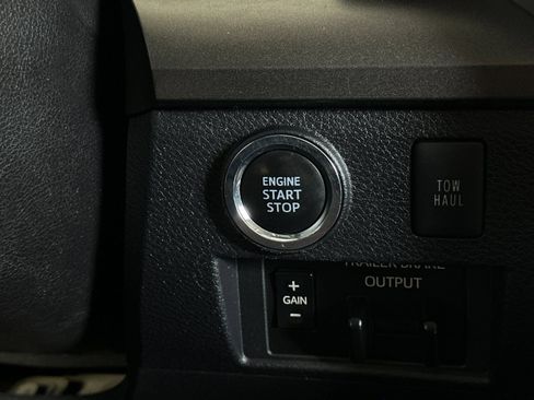 Used 2021 Toyota Tundra SR5 w/ TRD Off-Road Plus Package RWD image 19