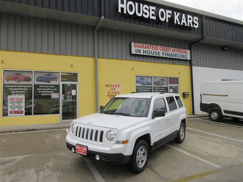 Used 2017 Jeep Patriot Sport w/ Power Value Group image 2
