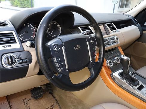 Used 2012 Land Rover Range Rover Sport HSE image 36