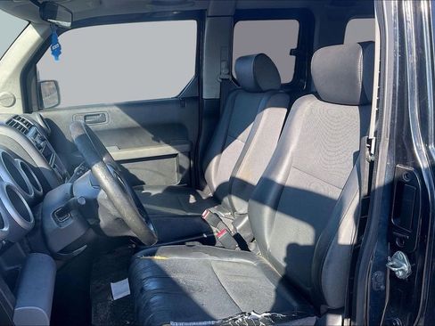 Used 2005 Honda Element LX image 17