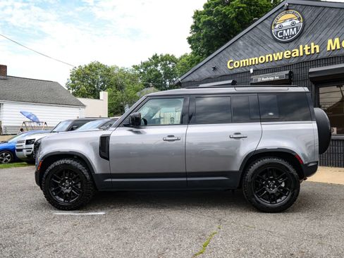 Used 2022 Land Rover Defender 110 S AWD/4WD image 5