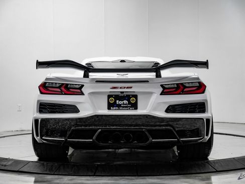 Used 2023 Chevrolet Corvette Z06 w/ Z07 Performance Package image 14