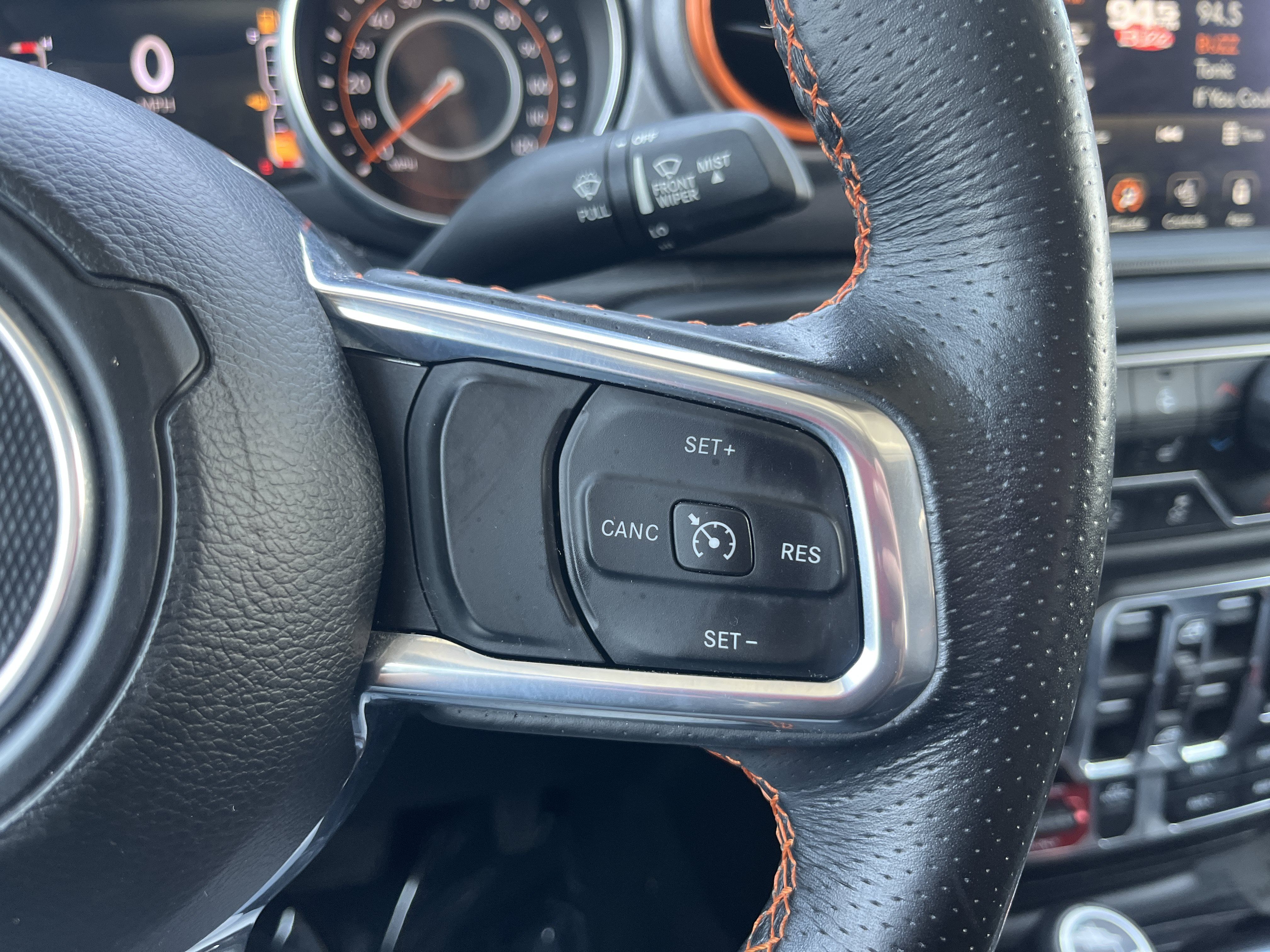 Used 2023 Jeep Gladiator Mojave w/ LED Lighting Group AWD/4WD image 19