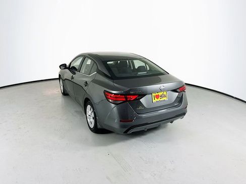 Certified 2025 Nissan Sentra S FWD image 7