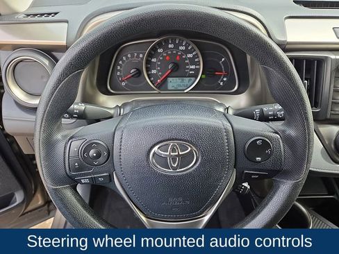 Used 2014 Toyota RAV4 LE image 4
