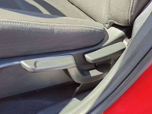 Used 2019 Honda HR-V Sport image 23