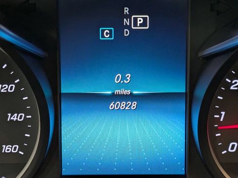 Used 2019 Mercedes-Benz C 300 4MATIC Sedan image 16
