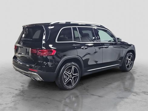 New 2026 Mercedes-Benz GLB 250 image 5