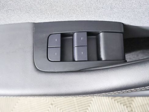 Used 2024 Tesla Model 3 Long Range RWD image 38