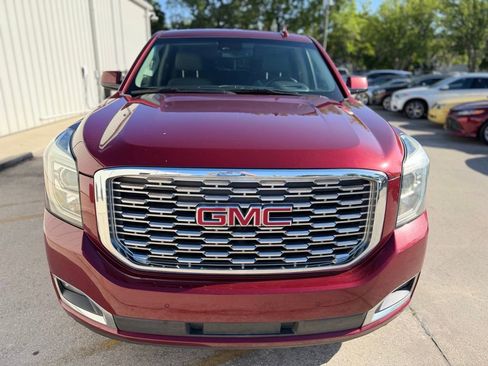 Used 2019 GMC Yukon XL Denali image 8