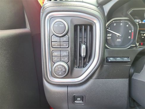 Used 2021 GMC Sierra 1500 AT4 w/ AT4 Premium Package image 20