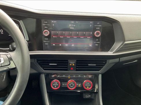 Used 2019 Volkswagen Jetta SEL image 24