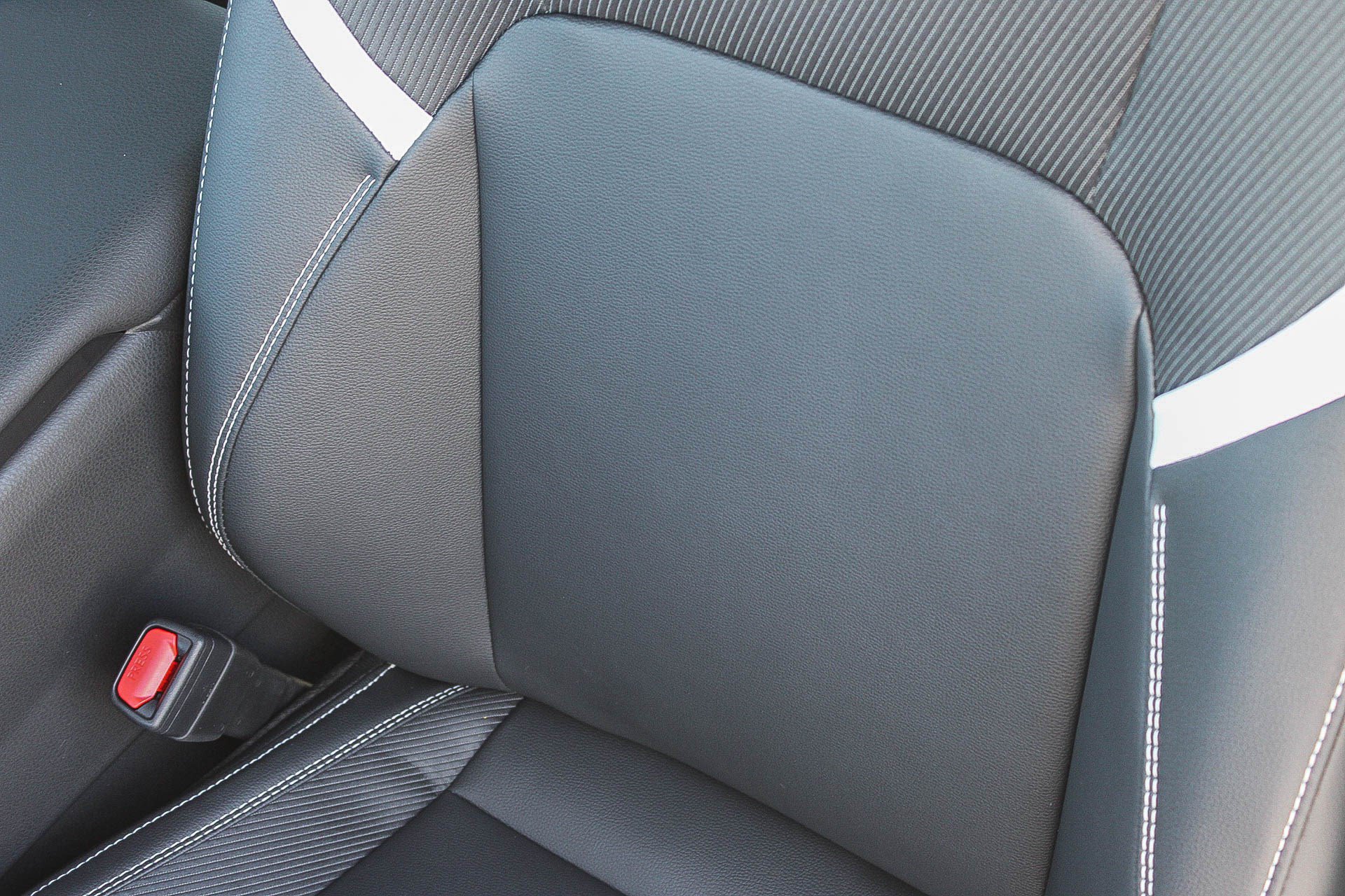 New 2026 Toyota Camry SE FWD image 25