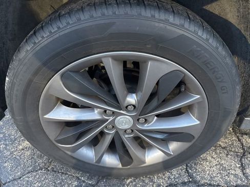 Used 2020 Buick Encore GX Preferred w/ Sport Touring Package image 6