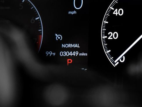 Used 2025 Honda HR-V Sport image 18