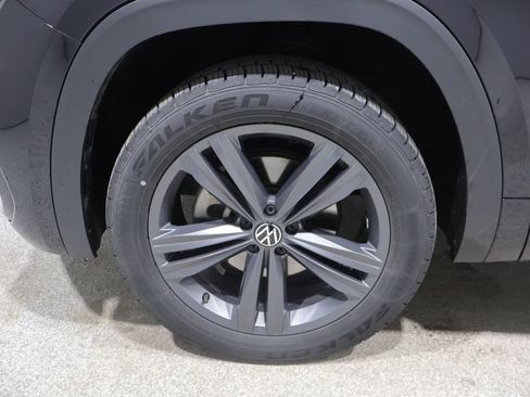 Used 2021 Volkswagen Atlas SE image 8