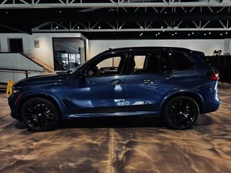 Used 2023 BMW X5 sDrive40i w/ M Sport Package RWD video 2