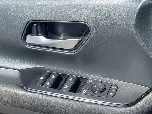 Used 2025 Nissan Kicks SV FWD image 20