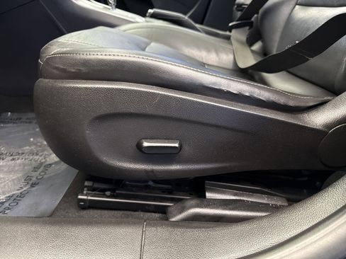 Used 2015 Chevrolet Cruze LTZ w/ Sun, Sound and Sport Package image 12