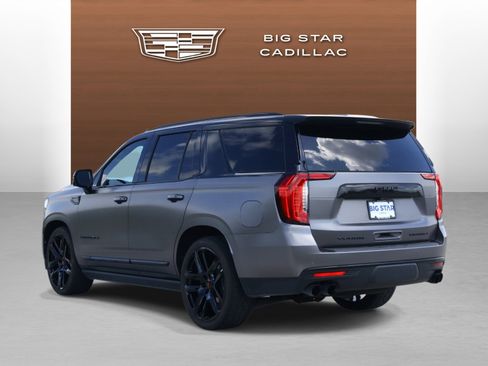 Used 2024 GMC Yukon Denali Ultimate AWD/4WD image 3