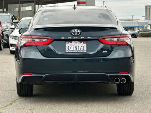 Used 2021 Toyota Camry SE w/ Carpet Mat Package (TMS) image 8