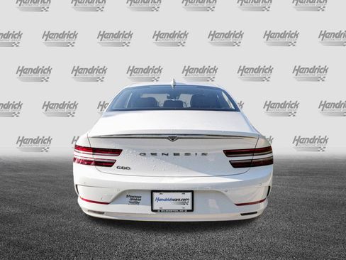 Used 2024 Genesis G80 image 9