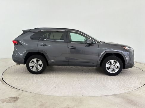 Used 2024 Toyota RAV4 XLE image 8