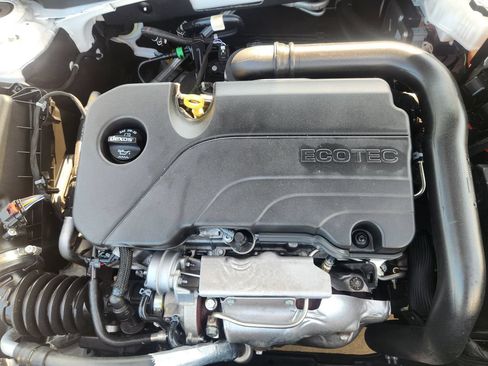 Used 2024 Chevrolet Malibu LT FWD image 30