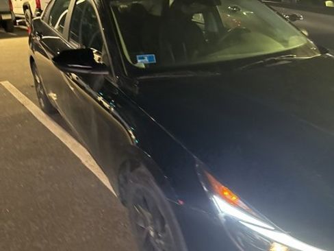 Used 2021 Hyundai Elantra Blue w/ Cargo Package image 2