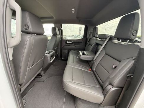 New 2026 GMC Sierra 1500 SLT RWD image 31