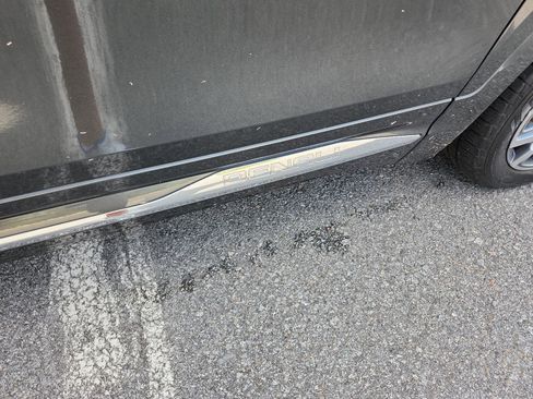 Used 2019 GMC Terrain Denali w/ Advanced Safety Package image 6