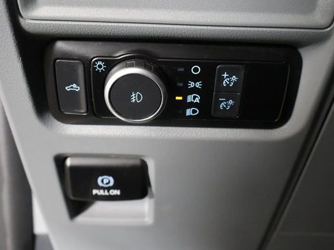 Used 2023 Ford F150 XLT w/ Trailer Tow Package image 33