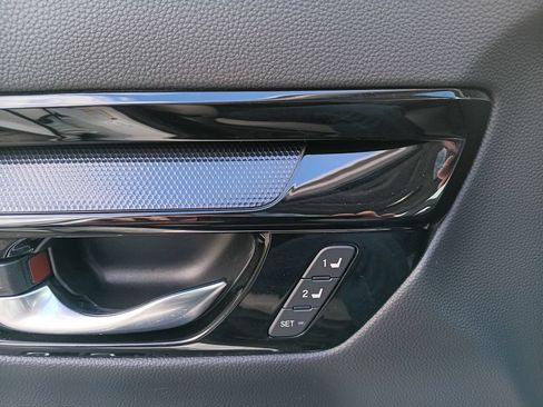Used 2024 Honda CR-V EX-L image 15