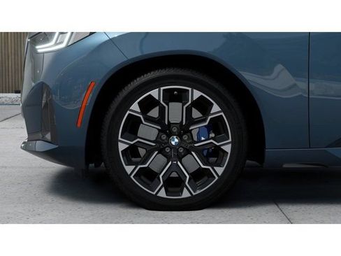 New 2026 BMW X3 xDrive30i w/ Premium Package AWD/4WD image 7