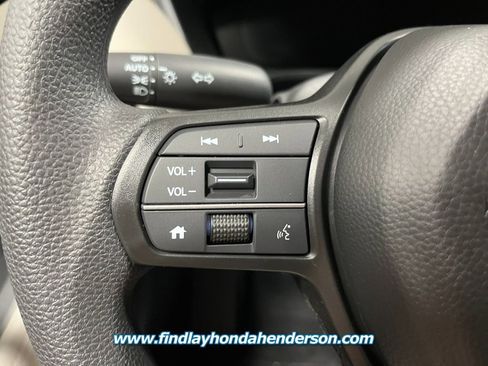New 2026 Honda HR-V LX image 16