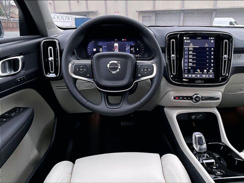 New 2026 Volvo XC40 B5 Plus w/ Protection Package Premier image 15