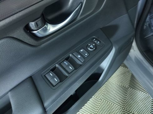 Used 2026 Honda CR-V LX image 11