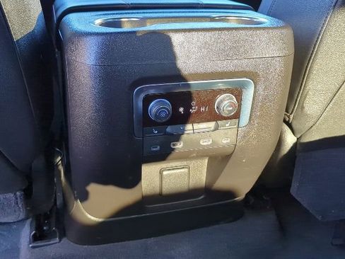 Used 2021 Chevrolet Tahoe RST w/ Luxury Package image 21