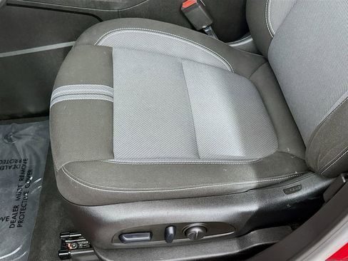 Used 2023 Chevrolet Blazer LT image 26