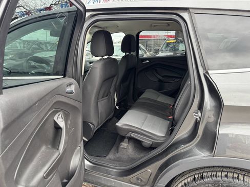 Used 2015 Ford Escape SE image 9
