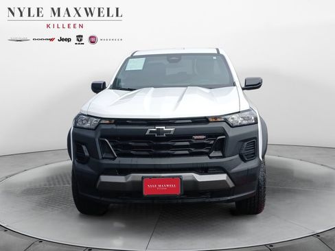 Used 2024 Chevrolet Colorado Trail Boss w/ Advanced Trailering Package AWD/4WD image 18