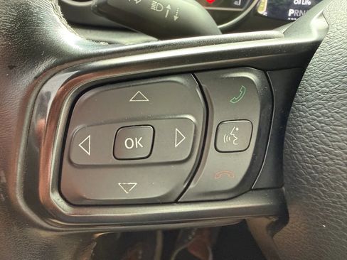 Used 2021 Jeep Wrangler Sport AWD/4WD image 25